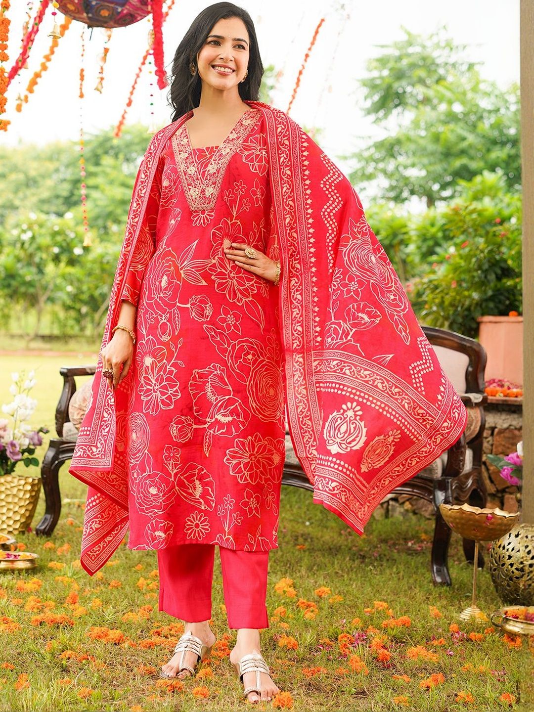 Dhiyona KL Floral Printed Straight Thread Work Kurta With Trouser & Dupatta