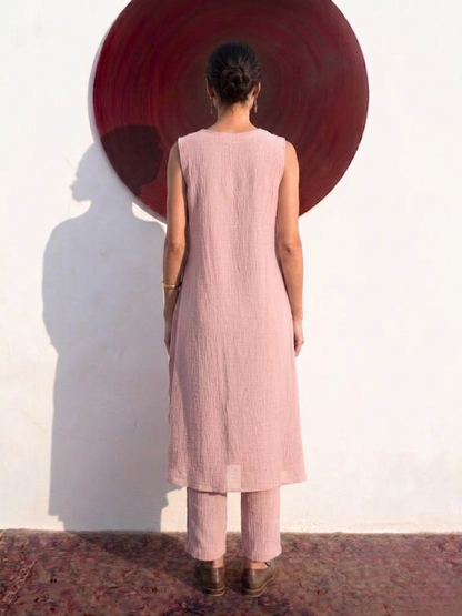 Dhiyona ST Swtantra Blush Pink Easy Addictive Travel Airflow Sleeveless Kurta and Pant Set