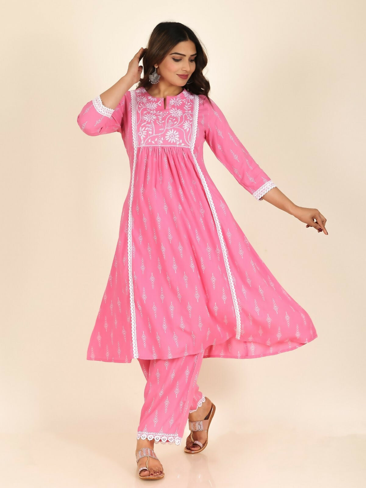 Women's Pink Rayon Geometric Panelled Kurta for Women