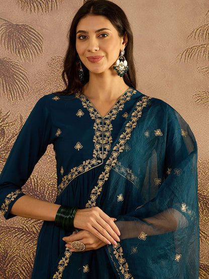 Floral Embroidered Sequinned Thread Work Kurta With Trousers & Dupatta