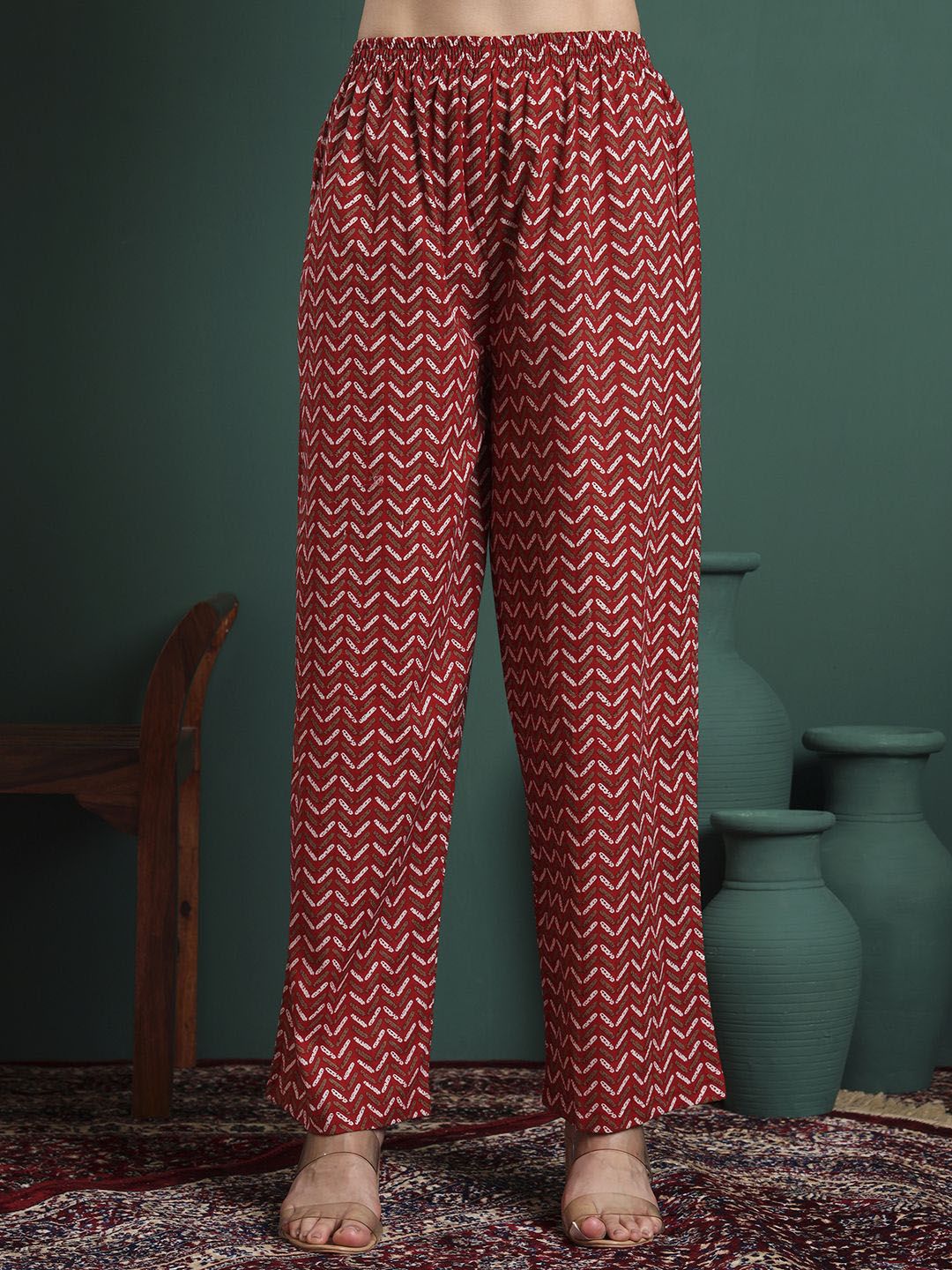 Dhiyona KL Floral Printed V-Neck Pure Cotton Kurta With Trousers & Dupatta