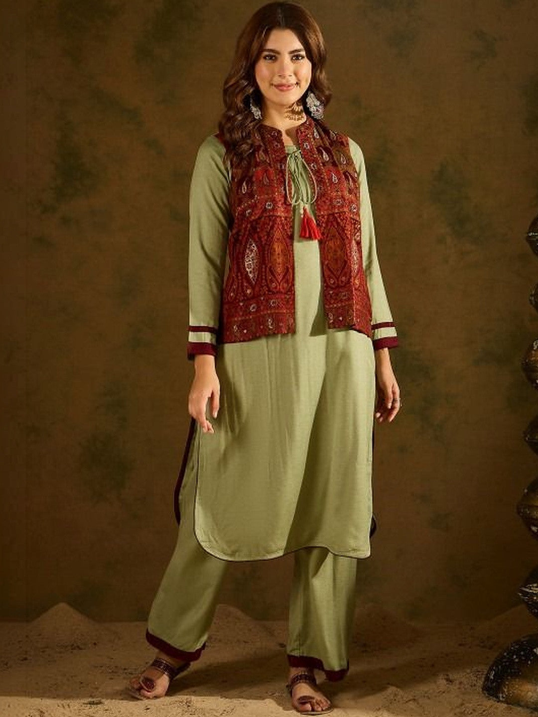 Mandarin Collar Kurta & Trousers
