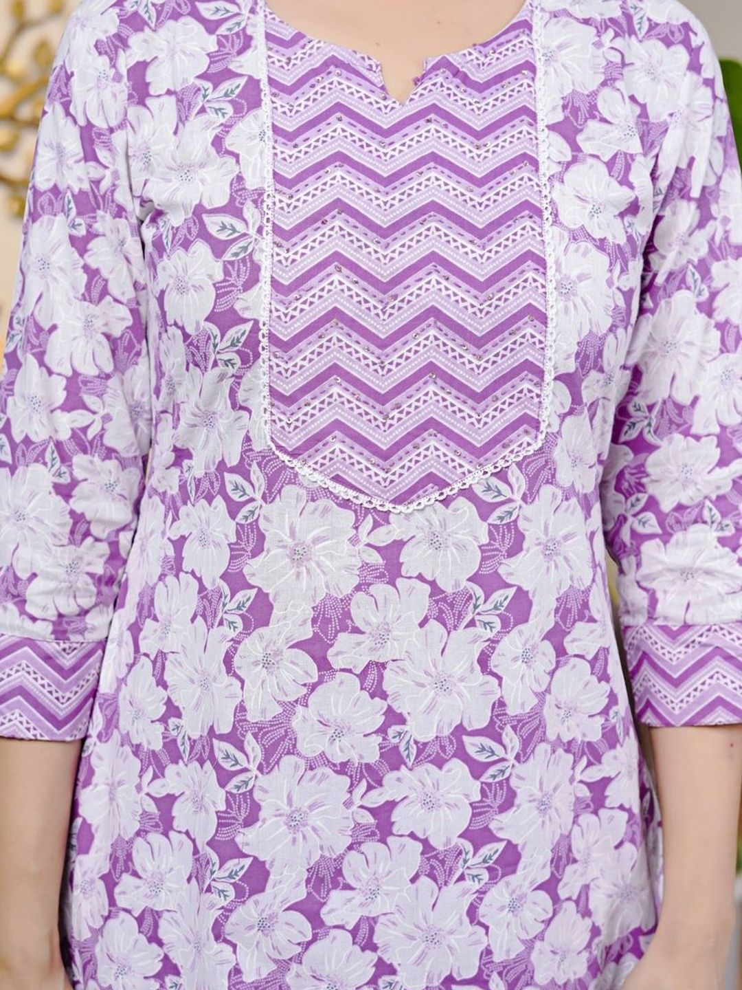 Dhiyona KL Women Floral Printed Regular Sequinned Pure Cotton Kurta with Trousers & With Dupatta