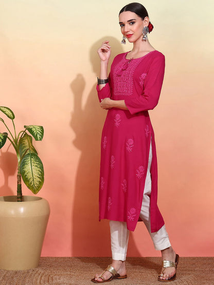 Dhiyona OD  Embroidered Straight Kurta