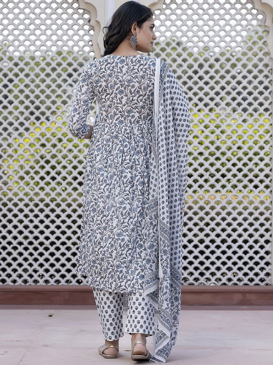 Dhiyona KL Floral Printed Thread Work Pure Cotton Anarkali Kurta With Trouser & Dupatta
