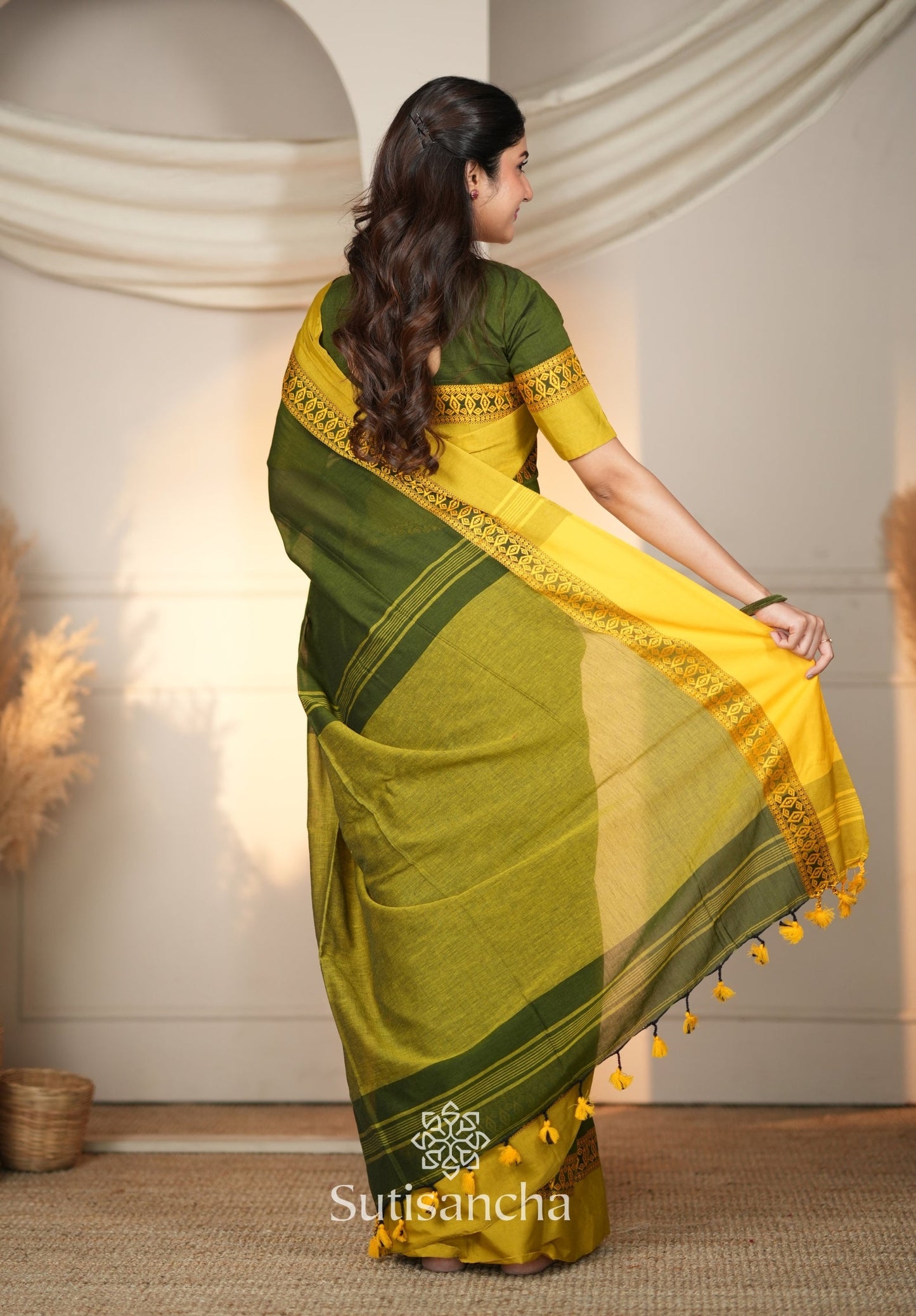 Dhiyona SS Timeless Weave Bengal Cotton Saree by Sutisancha