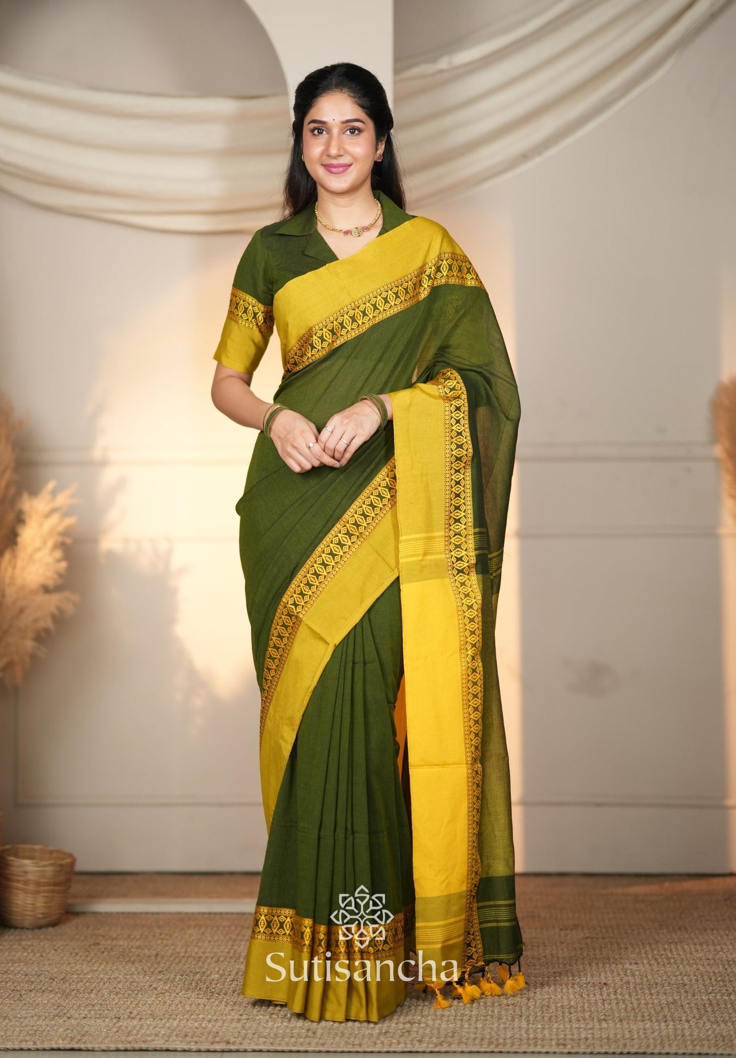 Dhiyona SS Timeless Weave Bengal Cotton Saree by Sutisancha