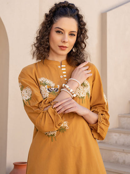 Floral Embroidered Mandarin Collar Pure Cotton Kurta With Trousers