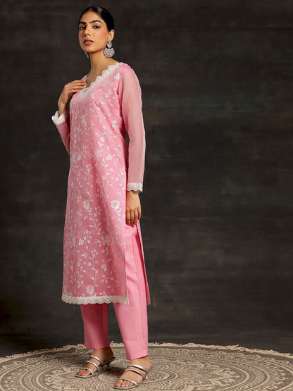 Floral Embroidered Regular Thread Work Kurta with Trousers & With Dupatta