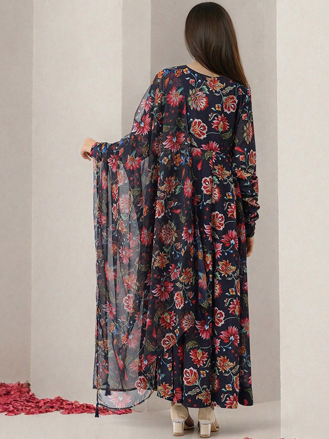 Dhiyona IS Women's Women Floral Printed Regular Kurta with Trousers & With Dupatta