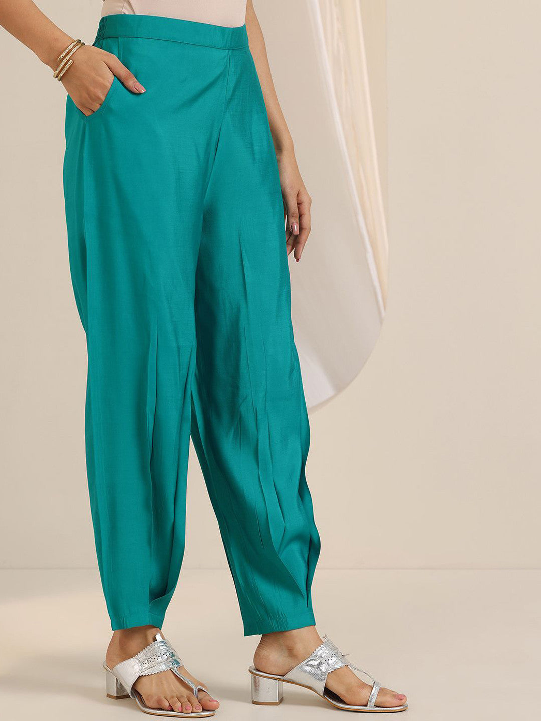 Floral Yoke Design Sequinned Straight Kurta With Trousers And Dupatta