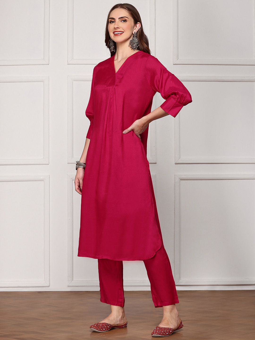 Dhiyona IS Women's Women Regular Puffed Sleeves Style Kurta with Trousers