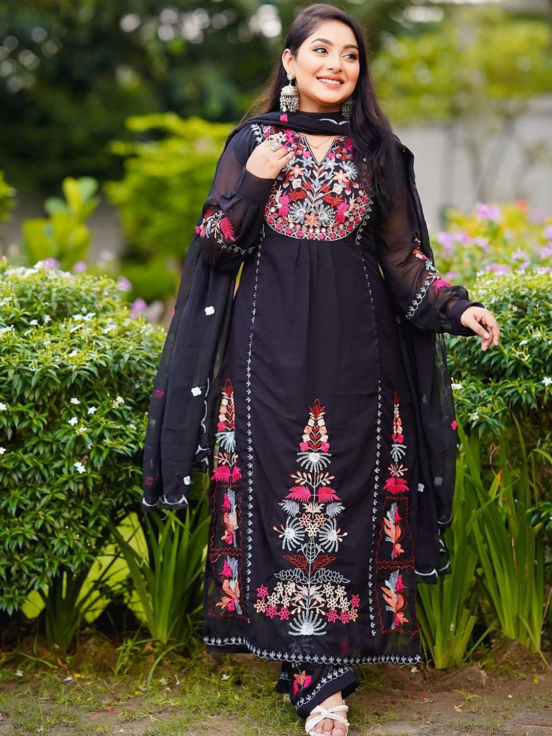 Dhiyona KL Floral Embroidered Thread Work Kurta & Palazzos With Dupatta