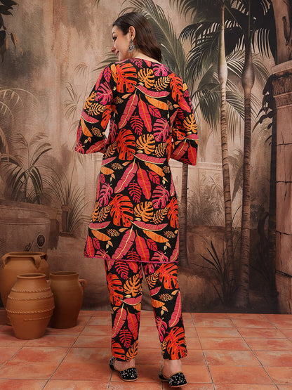 Floral Printed Regular Kurta with Trousers