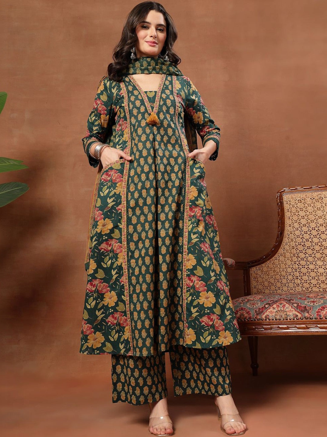 Dhiyona SN Printed Pure Cotton V-Neck Kurta & Palazzos Kurta Set