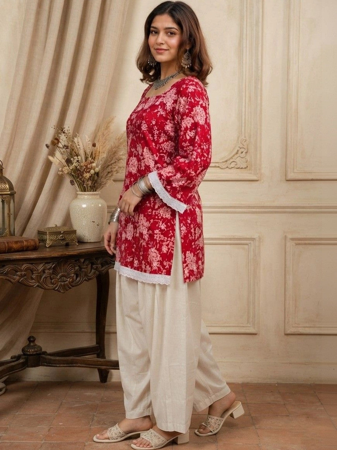 Women Floral Printed Regular Pure Cotton Kurta with farsi salwar