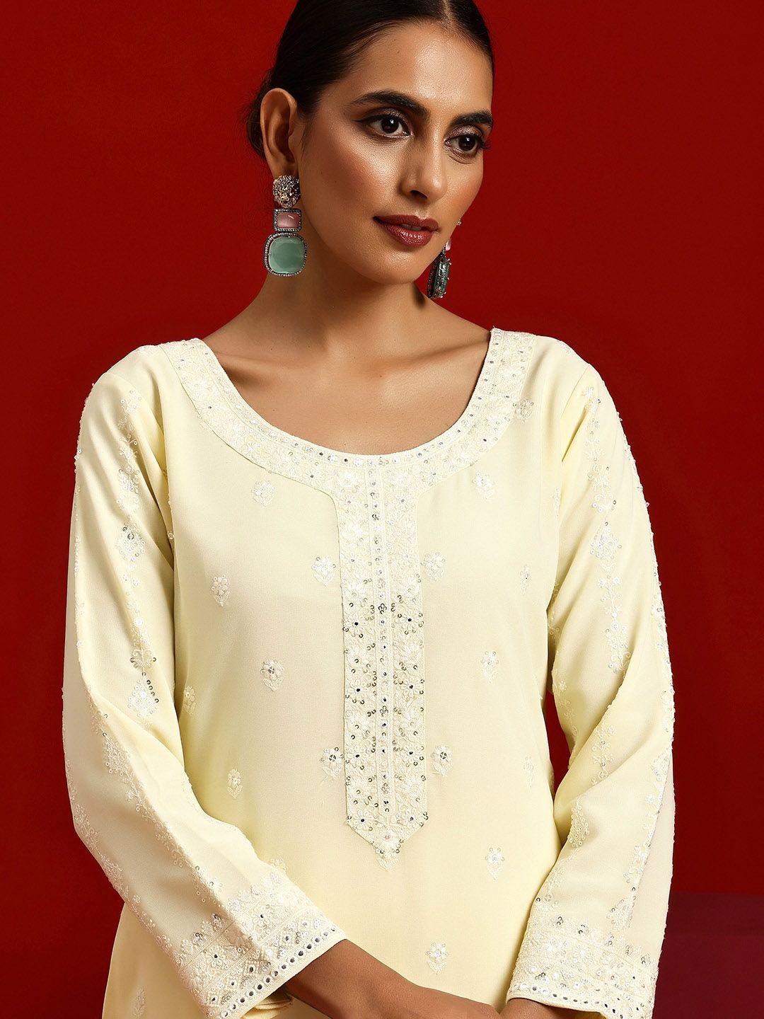 Dhiyona LL Ethnic Motifs Embroidered Round Neck Sequinned Kurta with Palazzos & Dupatta
