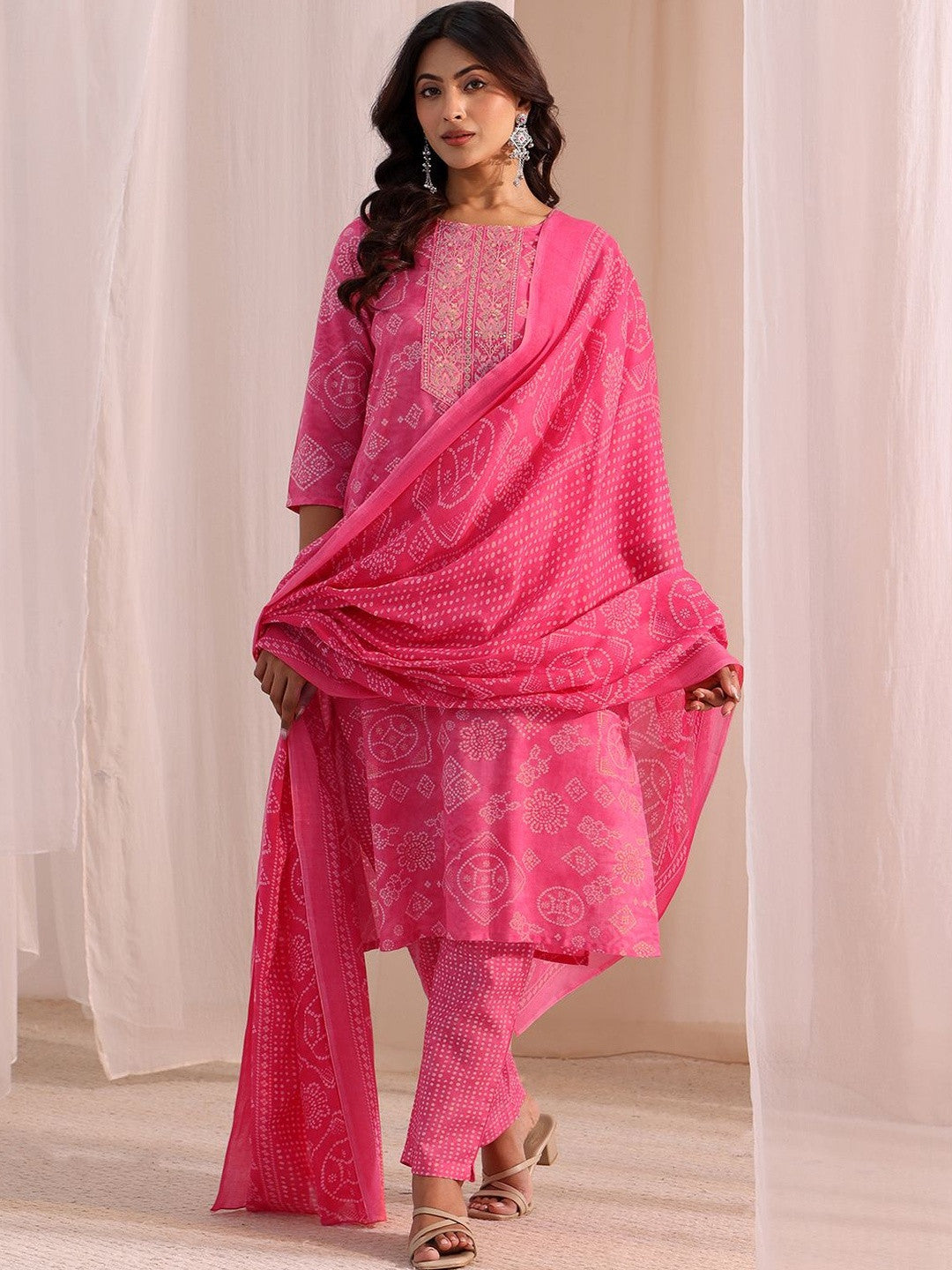 Women Ethnic Motifs Printed Regular Thread Work Kurta with Trousers & With Dupatta