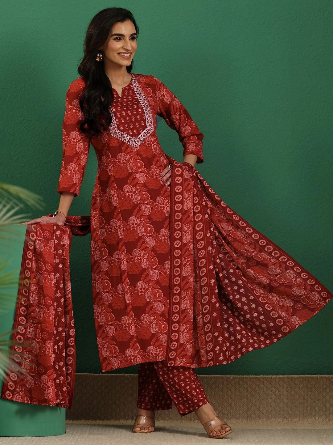 Women Ethnic Motifs Printed Regular Thread Work Kurta with Trousers & With Dupatta
