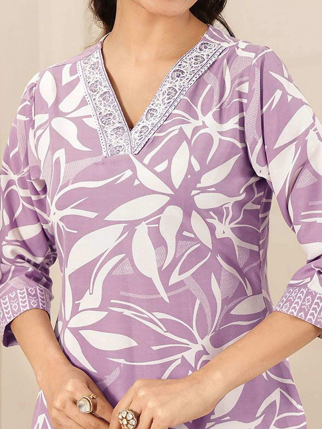 Gerua By Floral Printed V-Neck Straight Kurta With Trousers & Dupatta