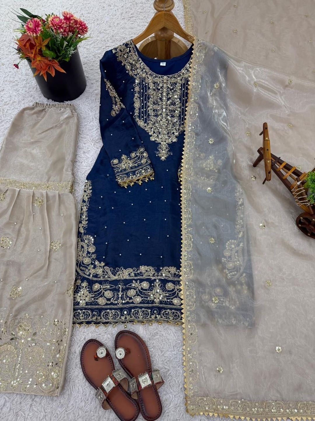 Dhiyona KL Women Ethnic Motifs Embroidered Regular Thread Work Kurta with Sharara & With Dupatta