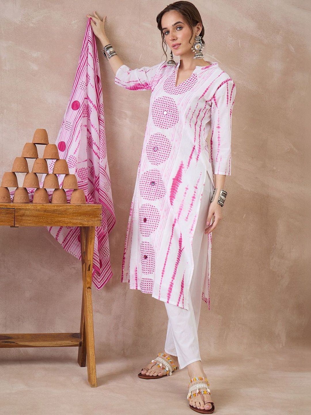Women Dyed Regular Pure Cotton Kurta with Trousers & With Dupatta