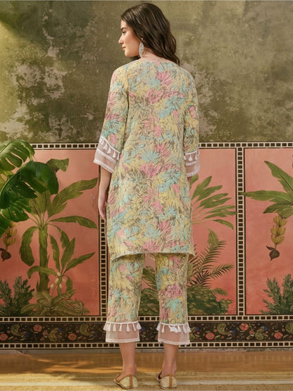 Printed Round Neck Kurta & Trousers