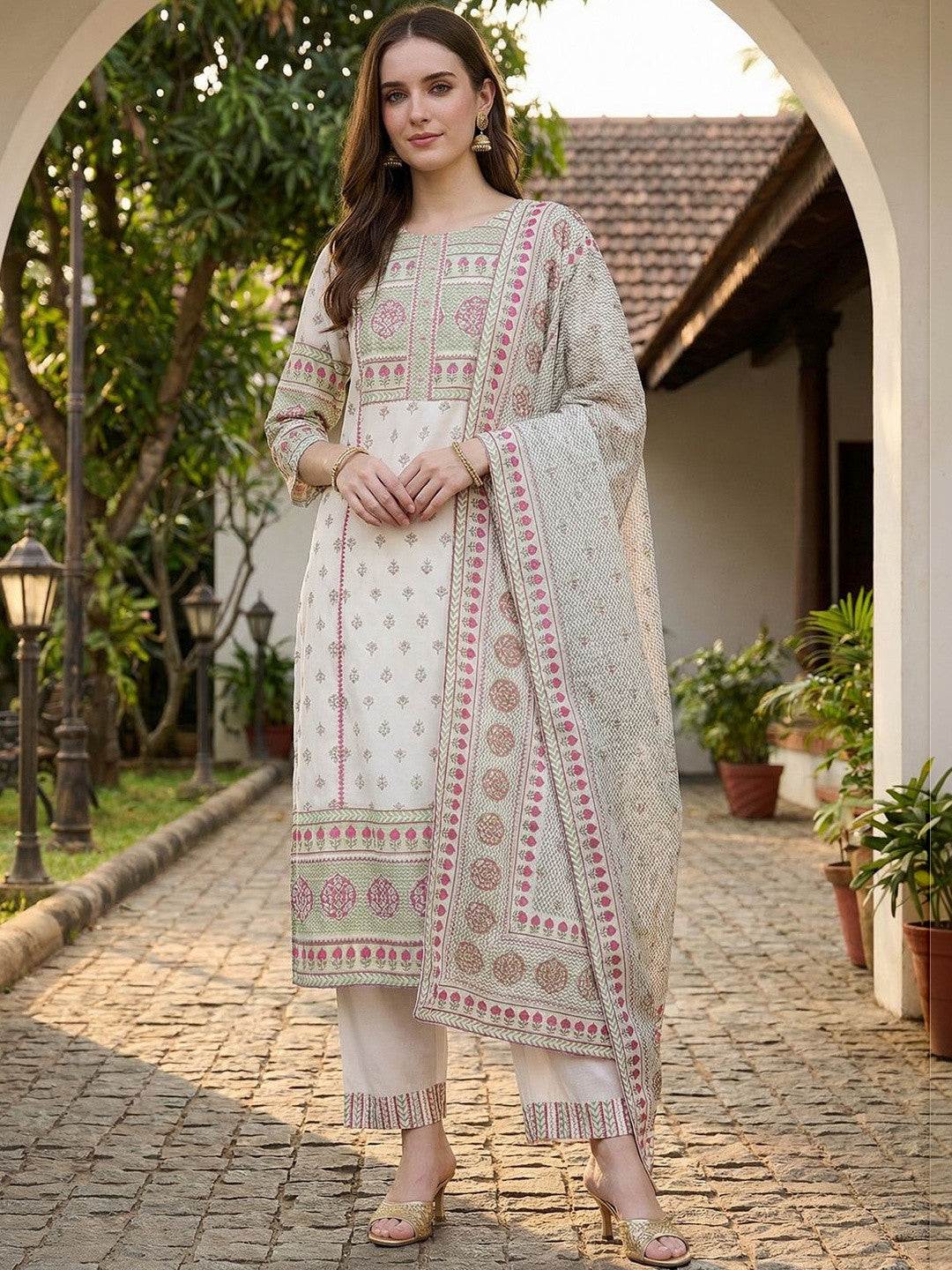 Women Ethnic Motifs Printed Regular Pure Cotton Kurta with Trousers & With Dupatta