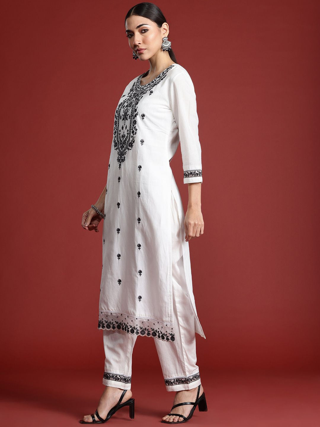 Floral Embroidered Thread Work Pure Cotton Kurta with Trousers & With Dupatta