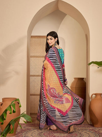Printed Wool Round Neck Kurta & Trousers with Dupatta set