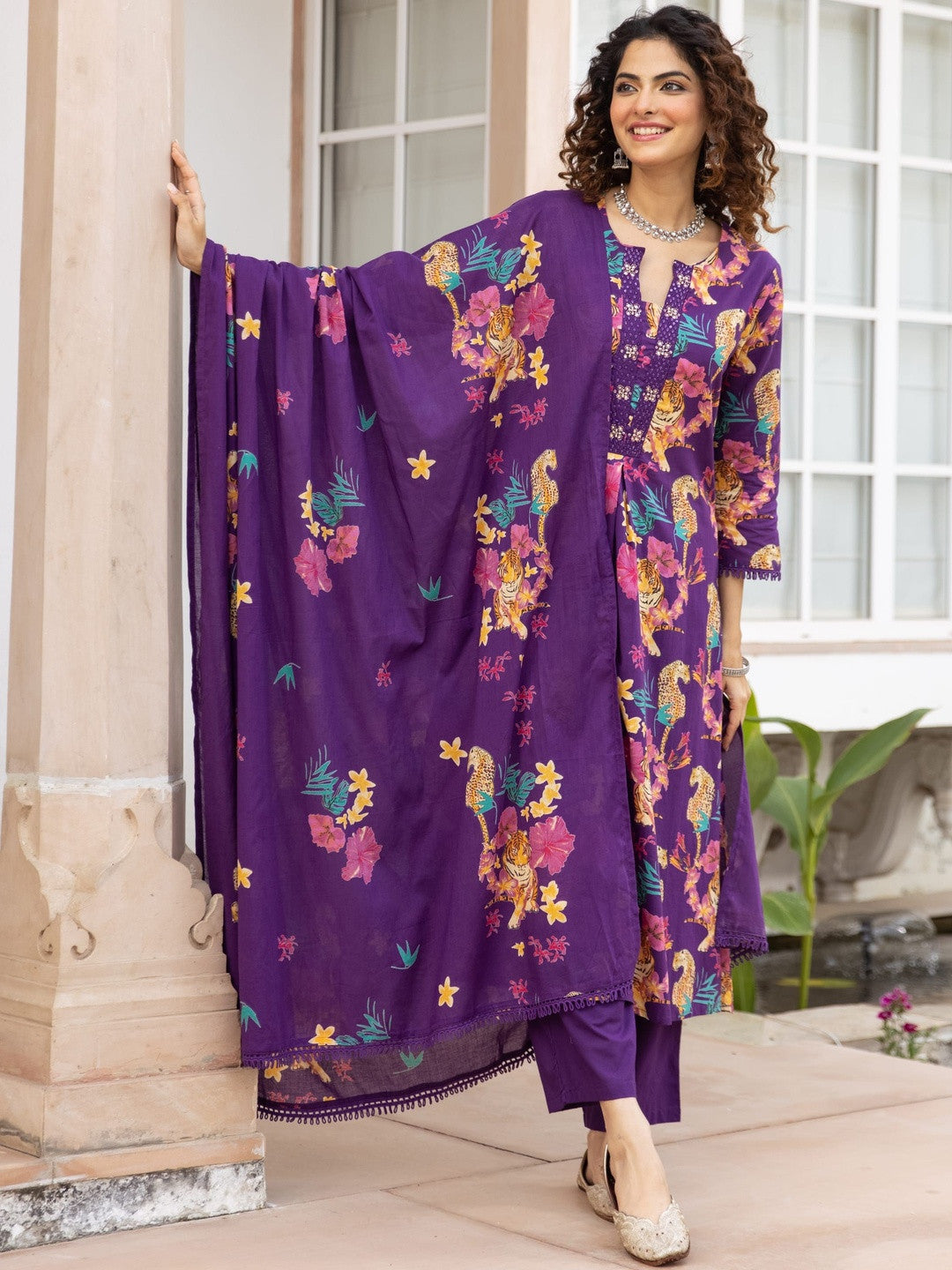 Dhiyona SN Printed Pure Cotton V-Neck Kurta Trousers & Dupatta