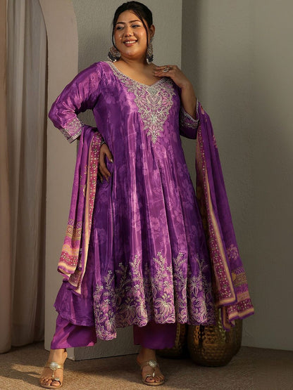 Dhiyona Women's Plus Size Ethnic Motifs Embroidered Kurta with Trouser & Dupatta