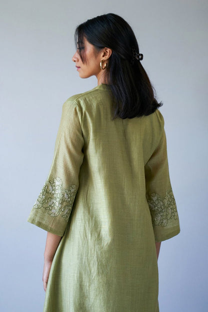 Women's Green Sand Silk Embroidered Sleeve Kurta With Cotton Bottom