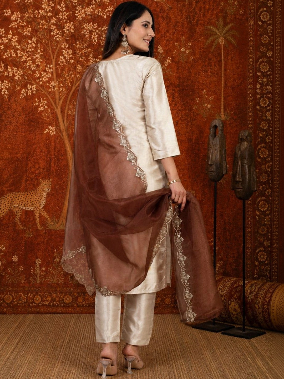 Women Ethnic Motifs Embroidered Regular Thread Work Kurta with Trousers & With Dupatta