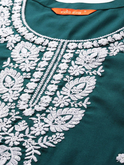 Dhiyona IE Floral Embroidered Thread Work Kurta
