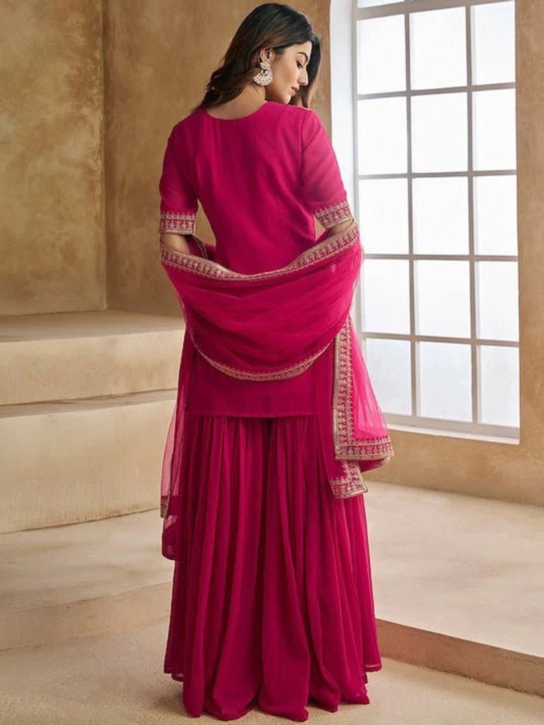 Dhiyona KL Women Ethnic Motifs Embroidered Regular Thread Work Kurti with Palazzos & Dupatta