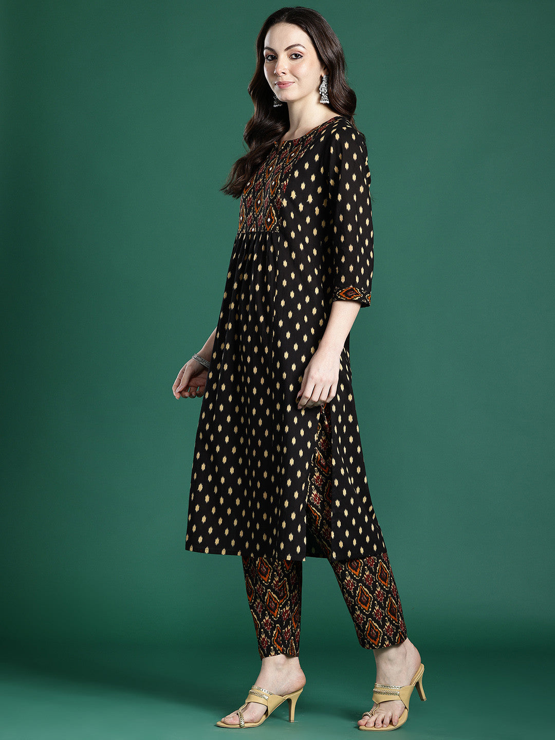 Printed Pleated Pure Cotton Kurta with Trousers