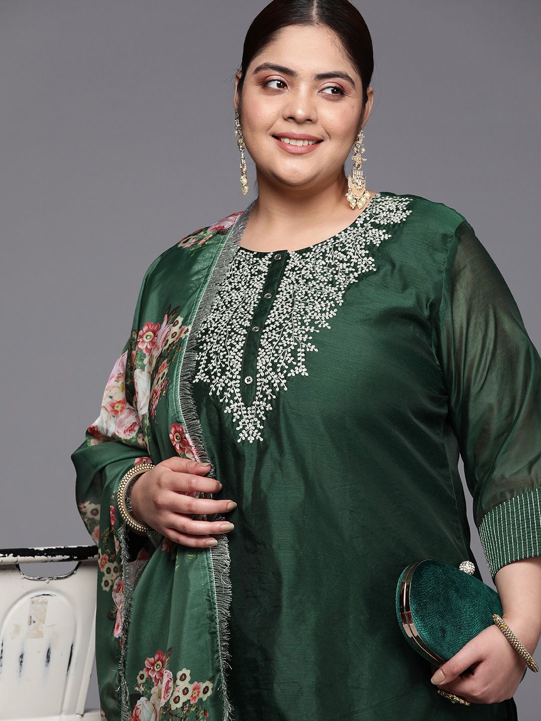 Green Plus Size Floral Embroidered Chanderi Silk Kurta With Trousers & Dupatta