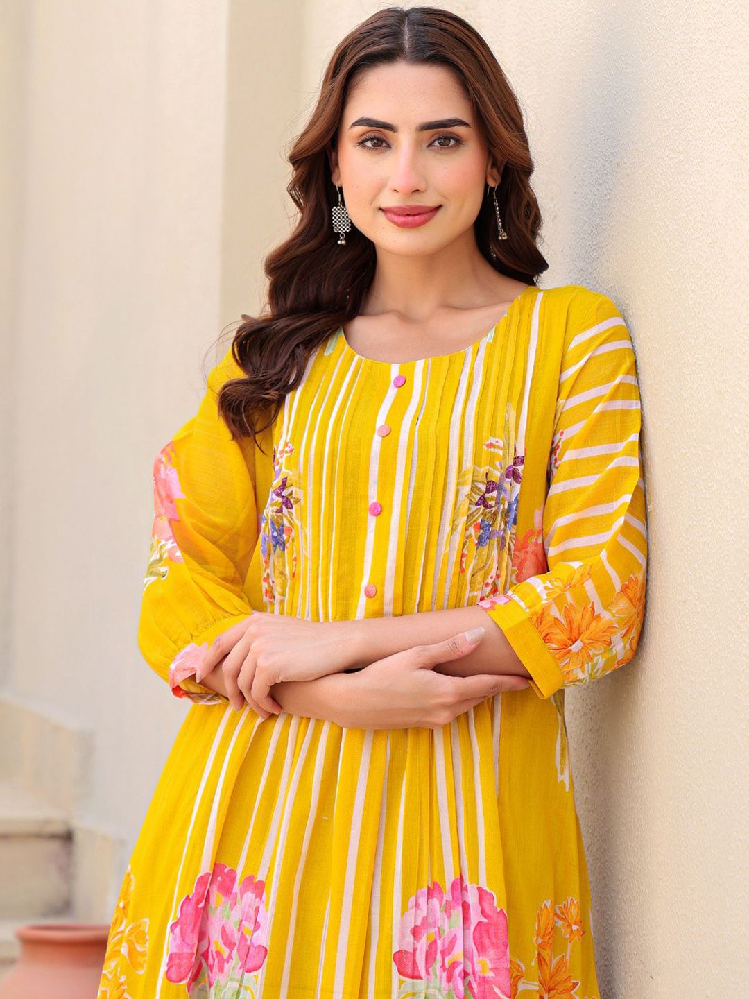 Dhiyona IE Floral Printed A-Line Pure Cotton Kurta With Trousers