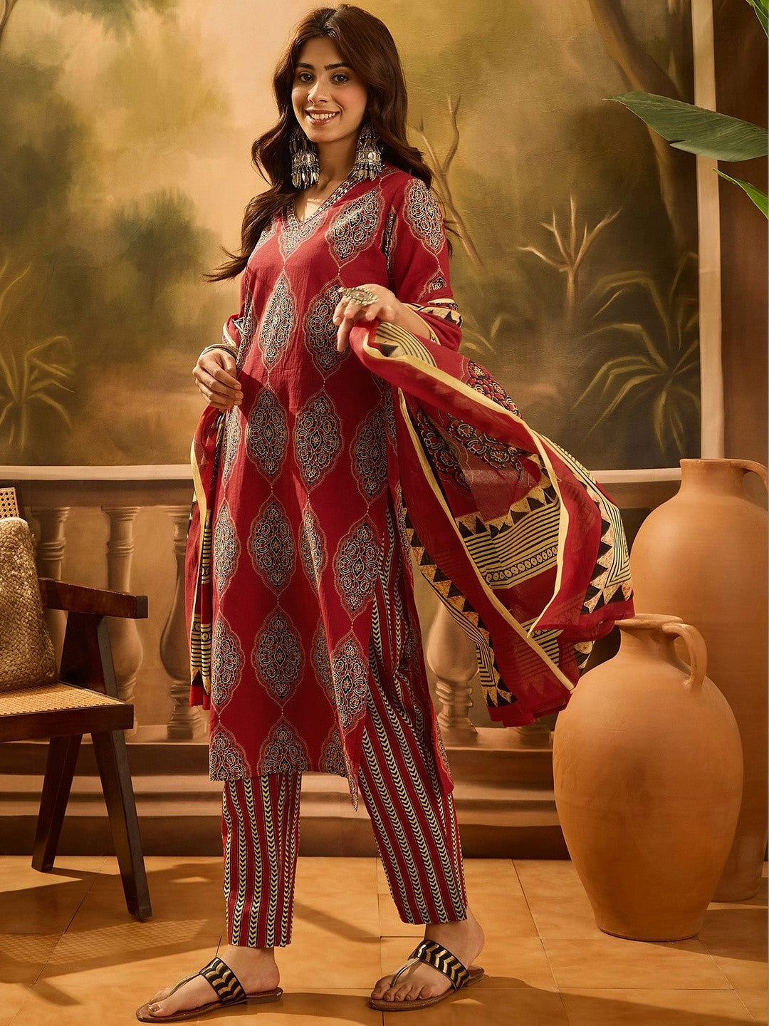 Printed Pure Cotton V-Neck Kurta & Trousers Kurta Sets