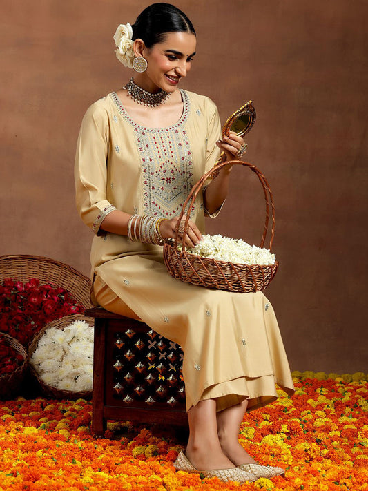 Floral Embroidered Regular Thread Work Straight Kurta with Trousers