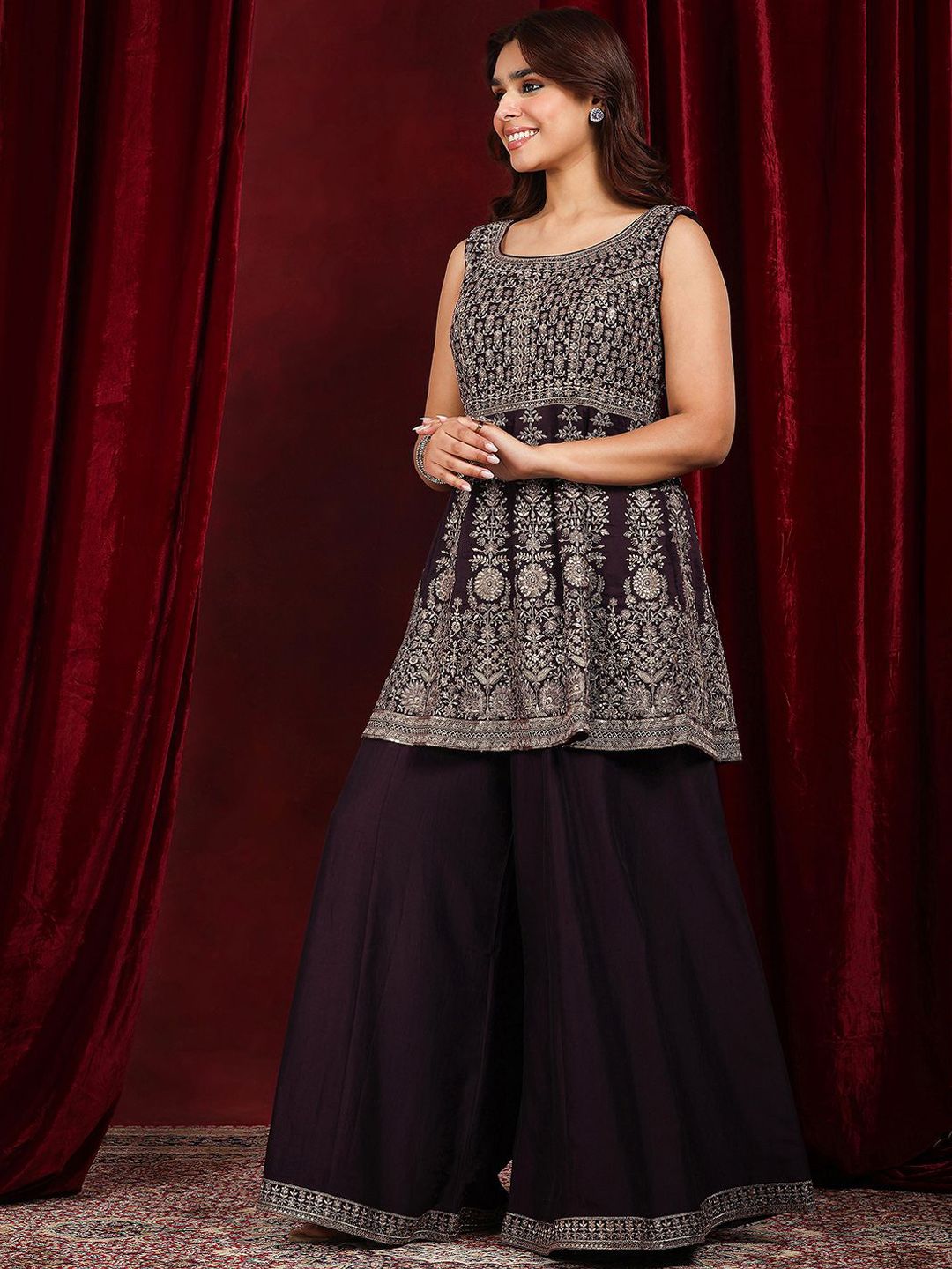 Dhiyona LL Sequinnce Embellished Scoop Neck Straight Kurta with Palazzo & Dupatta