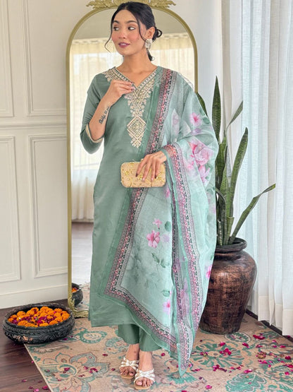 Dhiyona KL Yoke Design V-Neck Straight Kurta With Trousers And Dupatta