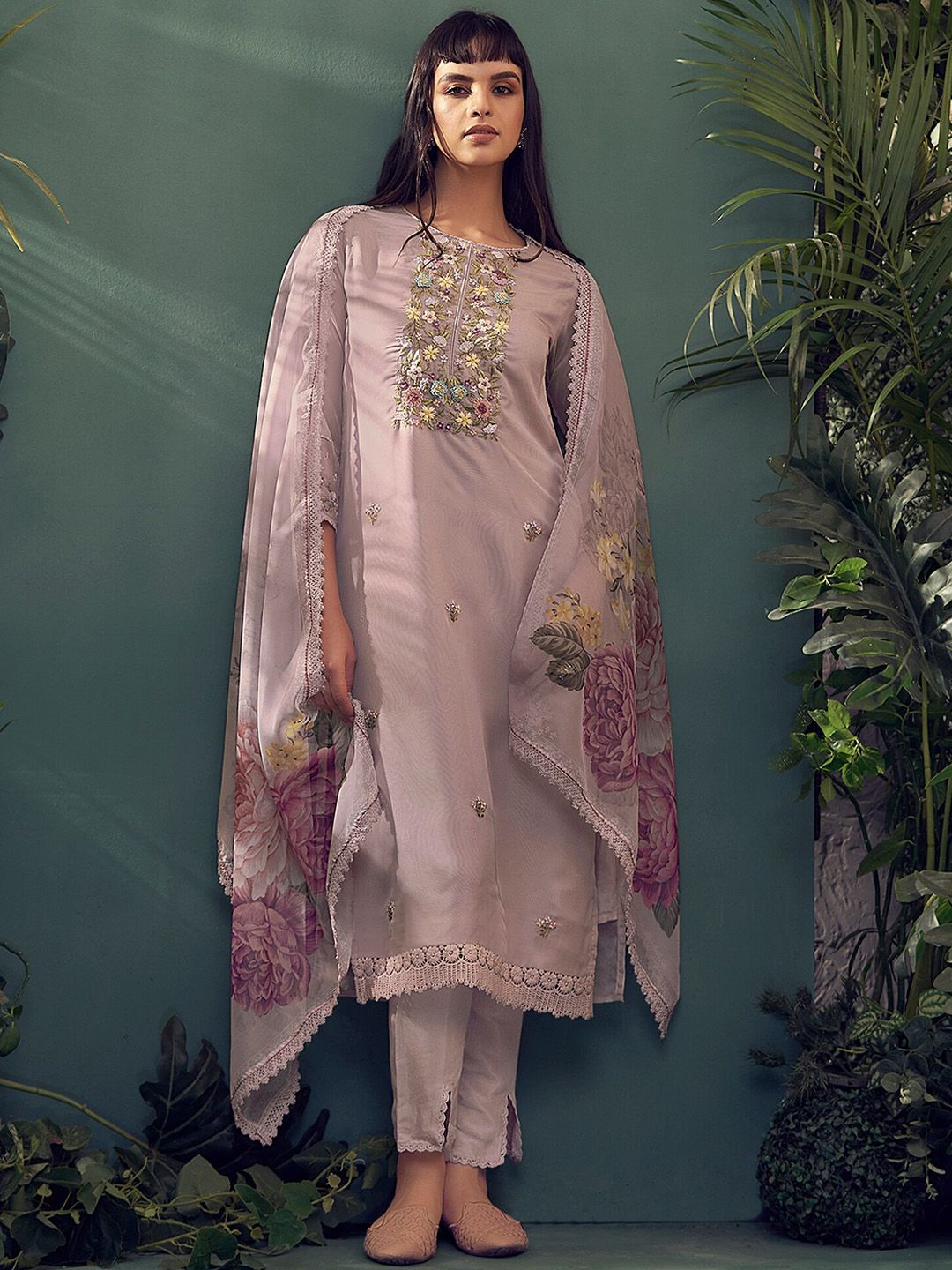 Dhiyona IE Floral Embroidered Thread Work Kurta With Trousers & Dupatta