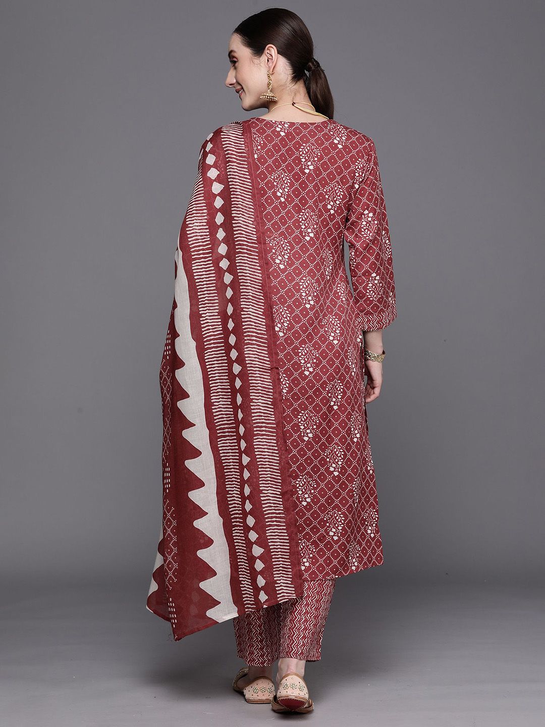 Dhiyona IE Floral Printed Round Neck Three-Quarter Sleeves Pure Cotton Kurta Set