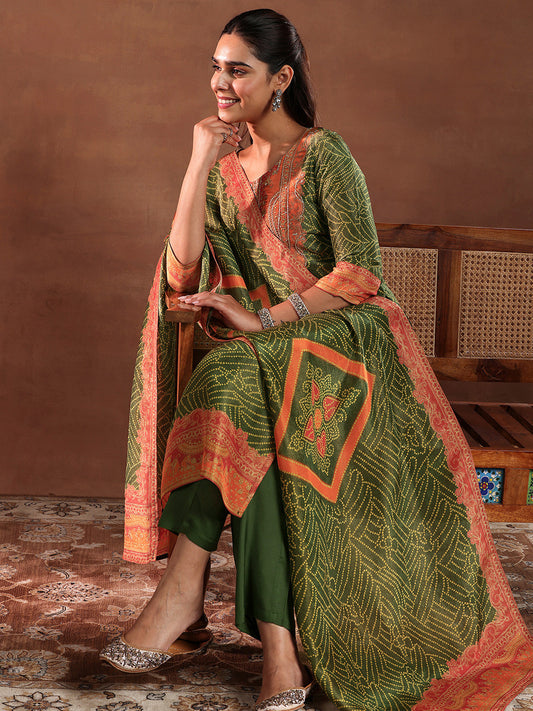 Women Bandhani Printed Kurta with Trousers & Dupatta