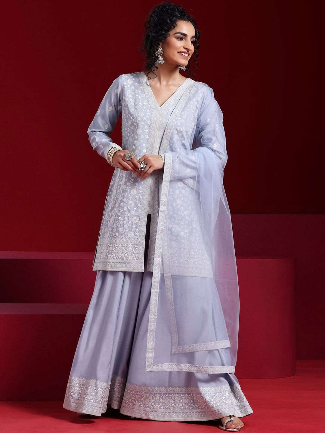 Dhiyona LL Floral Embroidered Regular Sequinned Kurta with Palazzos & Dupatta