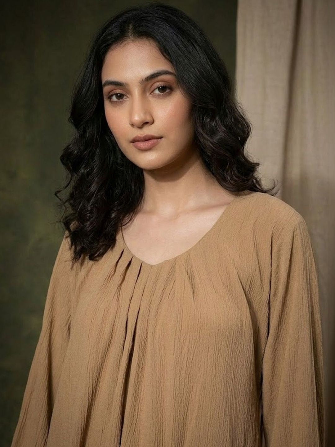 V-Neck Kurta & Trousers
