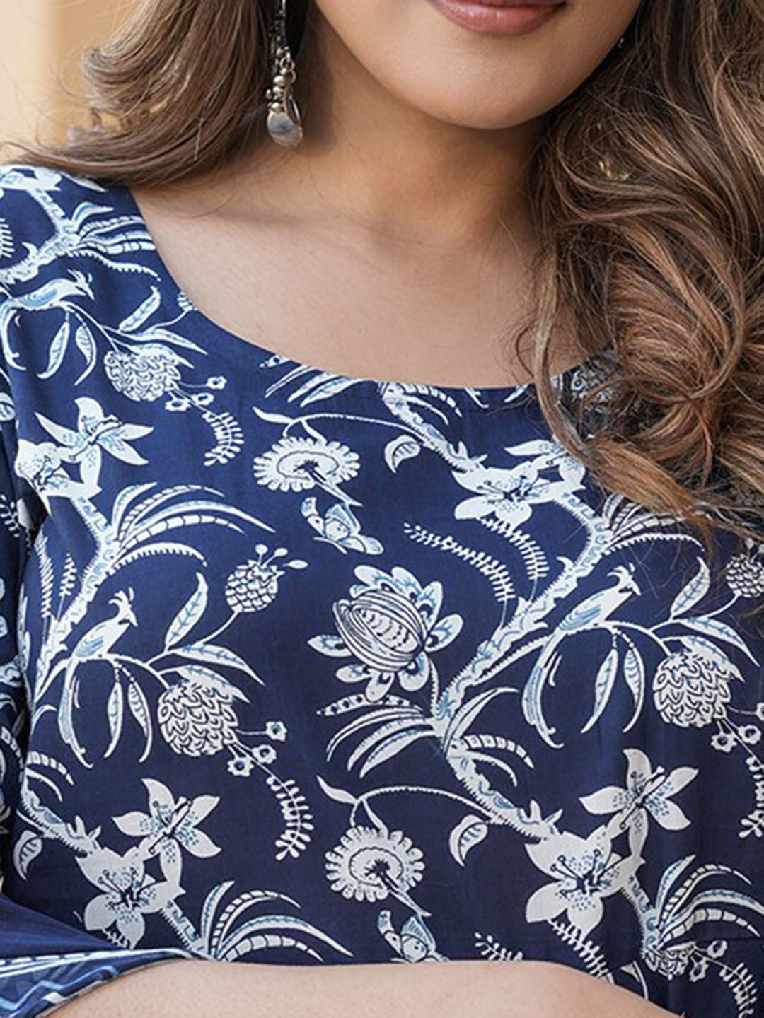 Dhiyona KL Women Floral Printed Regular Pure Cotton Kurta with Trousers & With Dupatta