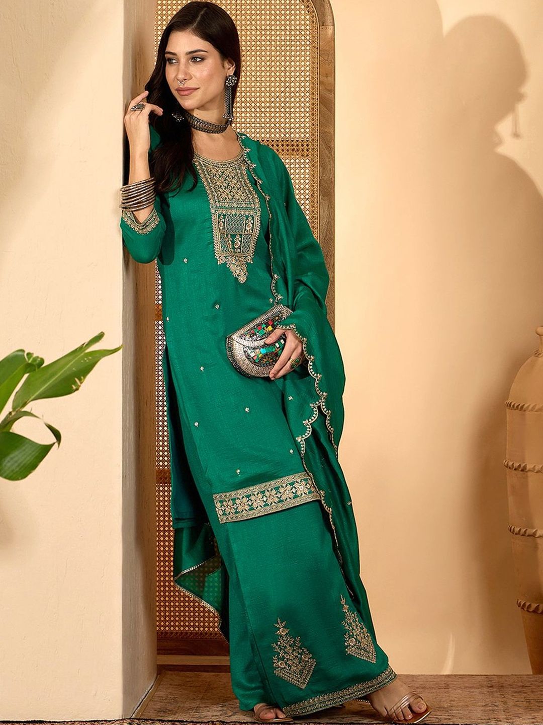 Dhiyona SN Ethnic Motifs Embroidered Thread Work Straight Kurta with Palazzos & Dupatta